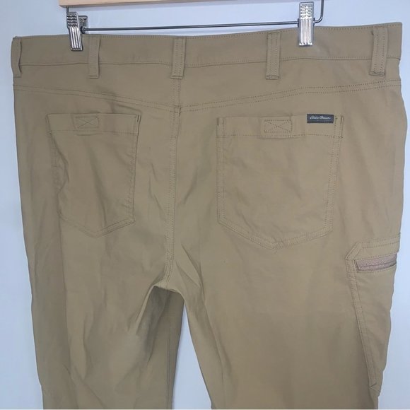 Eddie Bauer‎ Pants Men's Size 40x30 Khaki Tan Rainier Water-Repellent Hiking - Picture 7 of 10